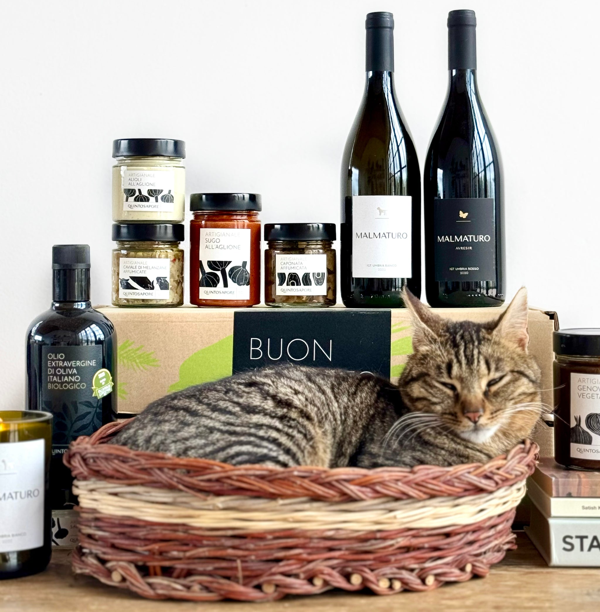 THE QUINTOSAPOREAN GIFTING BOX